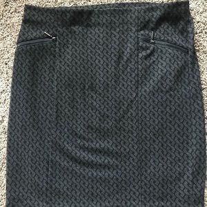NWOT - Grey and Black Alfani Skirt